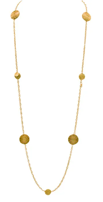 Gaudi Necklace — gioiello in erba d'oro disegnato da Orit, intrecciato a mano nel Cerrado, Oroboros