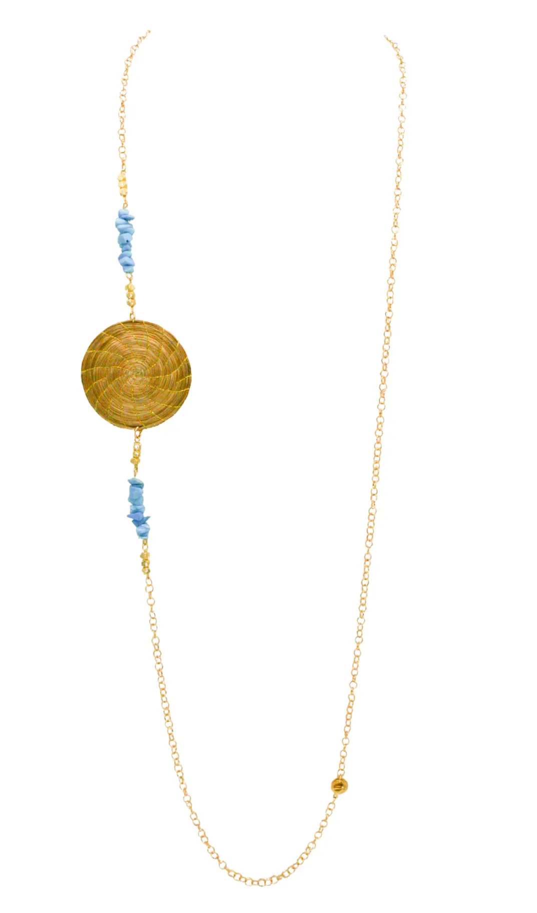 Gaudi Necklace Blumare — gioiello in erba d'oro disegnato da Orit, intrecciato a mano nel Cerrado, Oroboros